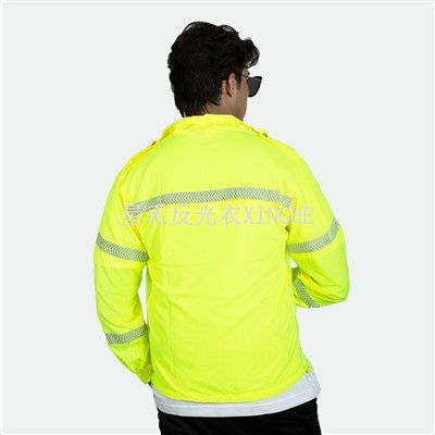 Classificatie van gemeenschappelijk veiligheidsreflecterend vest